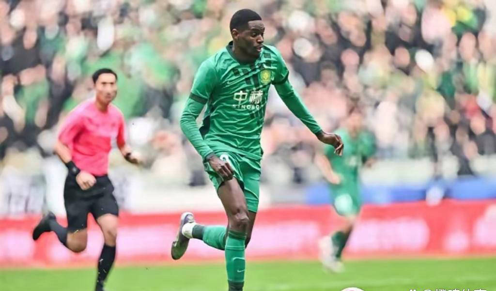 欧冠中卫回归！北京国安撤销0球边锋报名，阵容重大调整！